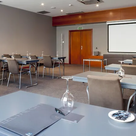 Ac Forum By Marriott Otel